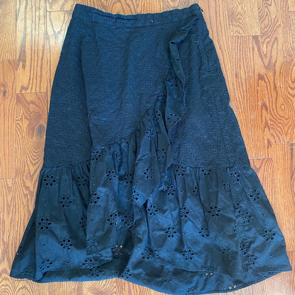 Loft size 4 black wrap skirt